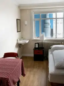 Downtown Guesthouse - 17