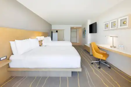 Deltas by Marriott Daytona Beach - 2