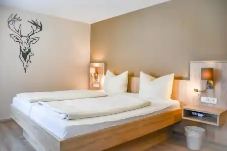 Kurgarten-Hotel - 1