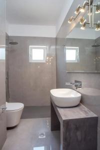 Vanik Suites - 116