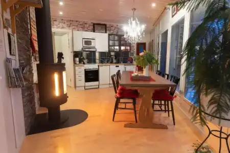 Aaria Bed and Breakfast - 7