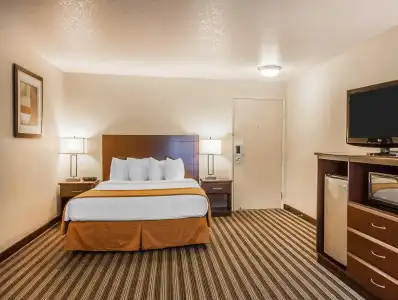 Quality Inn & Suites Vancouver - Hazel Dell - 44