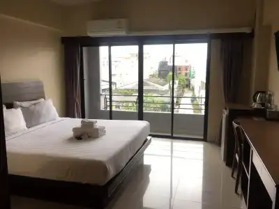 Wsotel and Serviced Apartment - 69