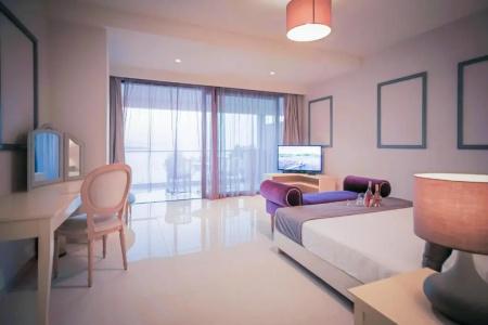 Balcony - Adults Only - 102