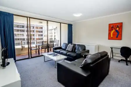 The Astor Apartments - 9