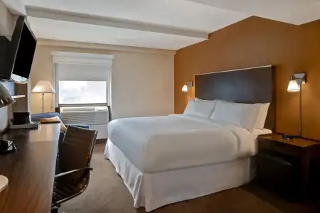 Four Points By Sheraton Peoria - 4