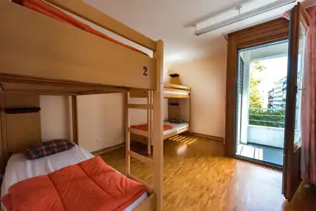 Geneva Hostel - 34