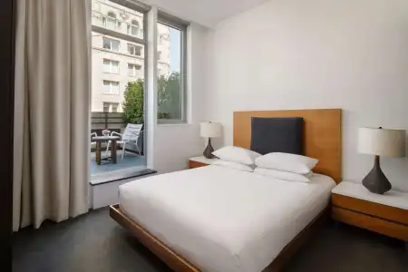 Smyth Tribeca - 5