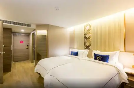 GLOW Sukhumvit 5 by Centropolis - 5