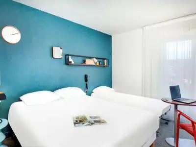 Hôtel ibis Styles Clermont-Ferrand Gare - 1