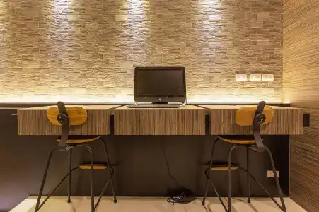 D Box Hostel - 18
