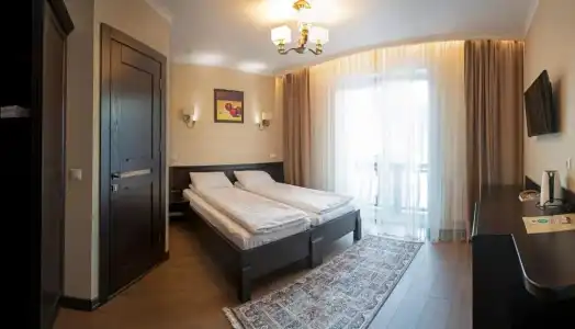 Amarena - 53