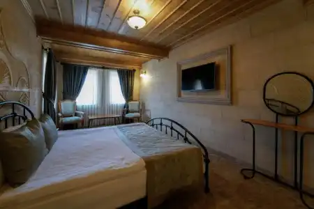Cratus Stone Palace - 73