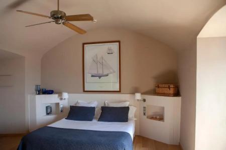 El Far Restaurant - 13