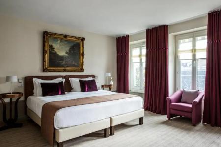 Hôtel Parc Saint Séverin - 84