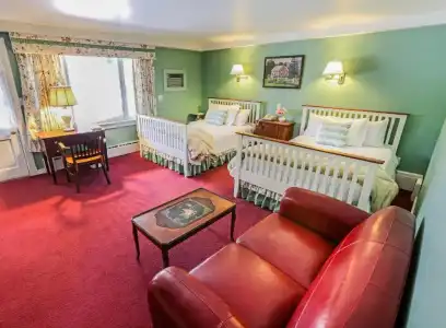 Wilburton Inn - 145