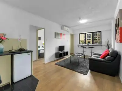 Central Brunswick Apartment - 29