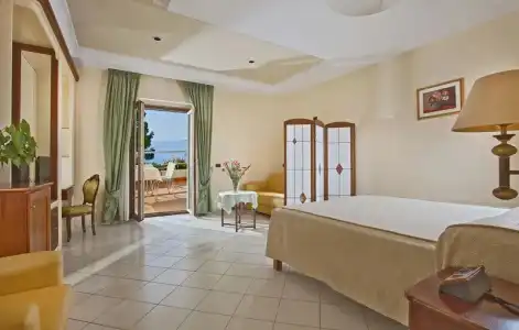Eden Roc - 105