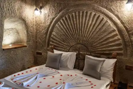 Sarnich Cave Suites - 122