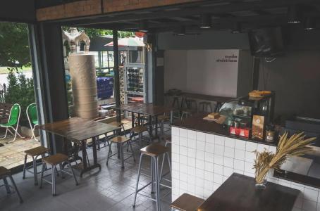 Sleepaholic Hostel - 24