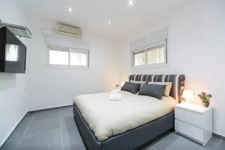Sea Suites Apartments - 398