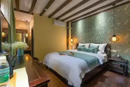 Lijiang Gui Yuan Tian Ju Guesthouse - 2