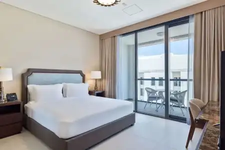DoubleTree by Hilton Doha Downtown - 8
