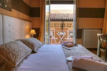 La Casetta di Lina Rooms and Apartments - 2