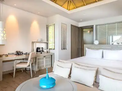 Pullman Phuket Arcadia Naithon Beach - 4