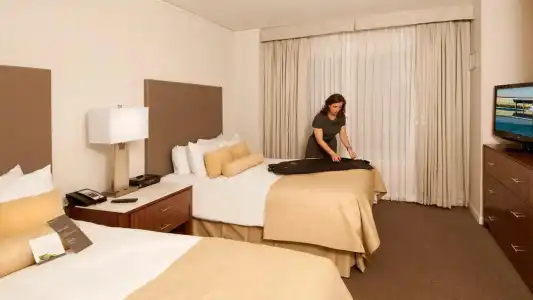 InterContinental Suites Cleveland by IHG - 6