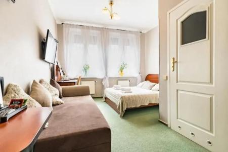 Pod Ratuszem Bed&Breakfast - 38