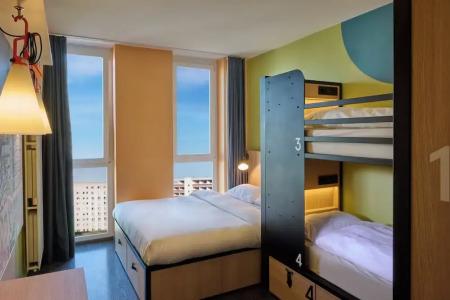 Generator Berlin Alexanderplatz - 82