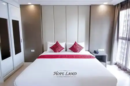 Hope Land Sukhumvit 8 - 78