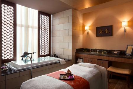 Shangri-La Tokyo - 25