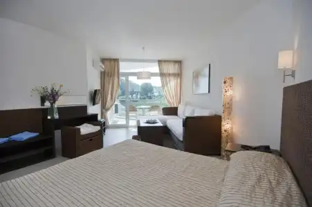 South Pearl Apart Complex - 10