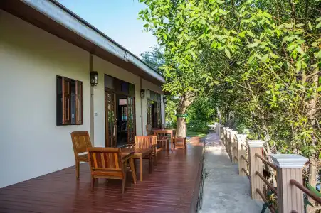 Oh Amphawa Boutique Resort - 9