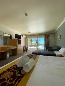 El Lago Waters Motel - 82