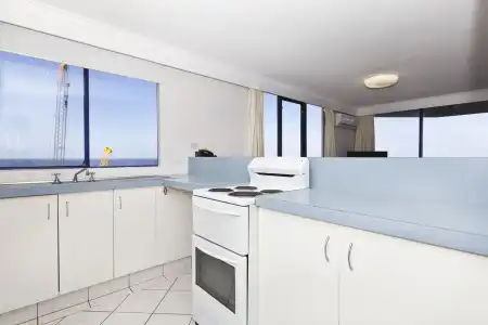 Surf Regency Apartments - 23