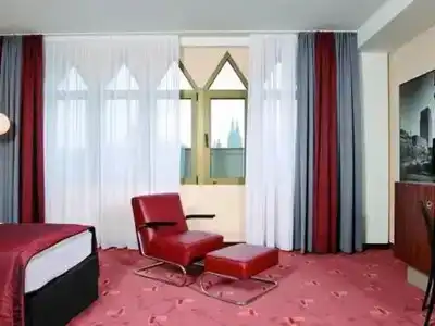 Premier Inn Köln City Mediapark - 74
