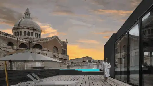 Alba Palace - 32