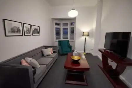 Adelaide Mansions Serviced Apartments - 18
