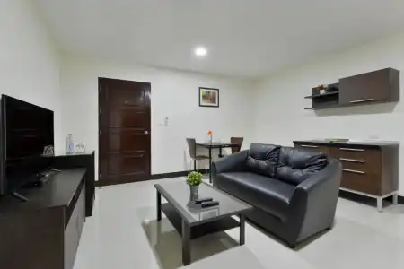 Studio Residence Sukhumvit 71 - 88