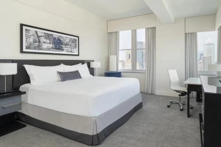 Loews Philadelphia - 74