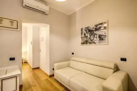 Gravina Suite Frattina - 104