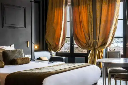 Best Western Le Cheval Blanc - Vieux Port - 47