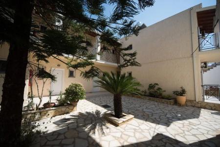 Metaxa Apartments - 11