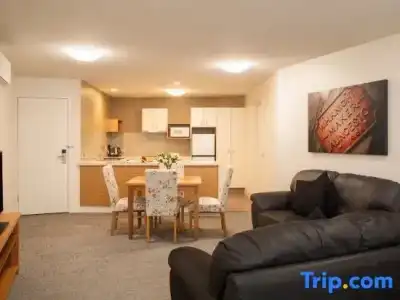 The Old Woolstore Apartment - 91