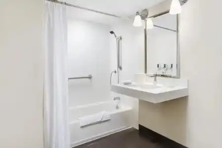 Four Points by Sheraton Los Angeles International Airport (USA) - 48