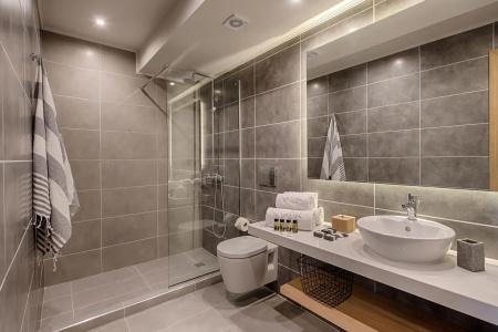 Villa Di Mare Seaside Suites - 37