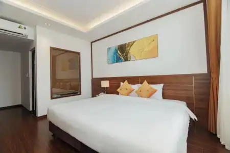 Jade Ha Long - 30